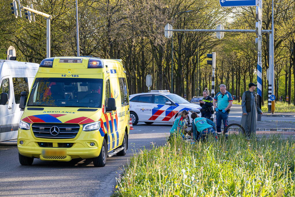 Fietser aangereden door automobilist