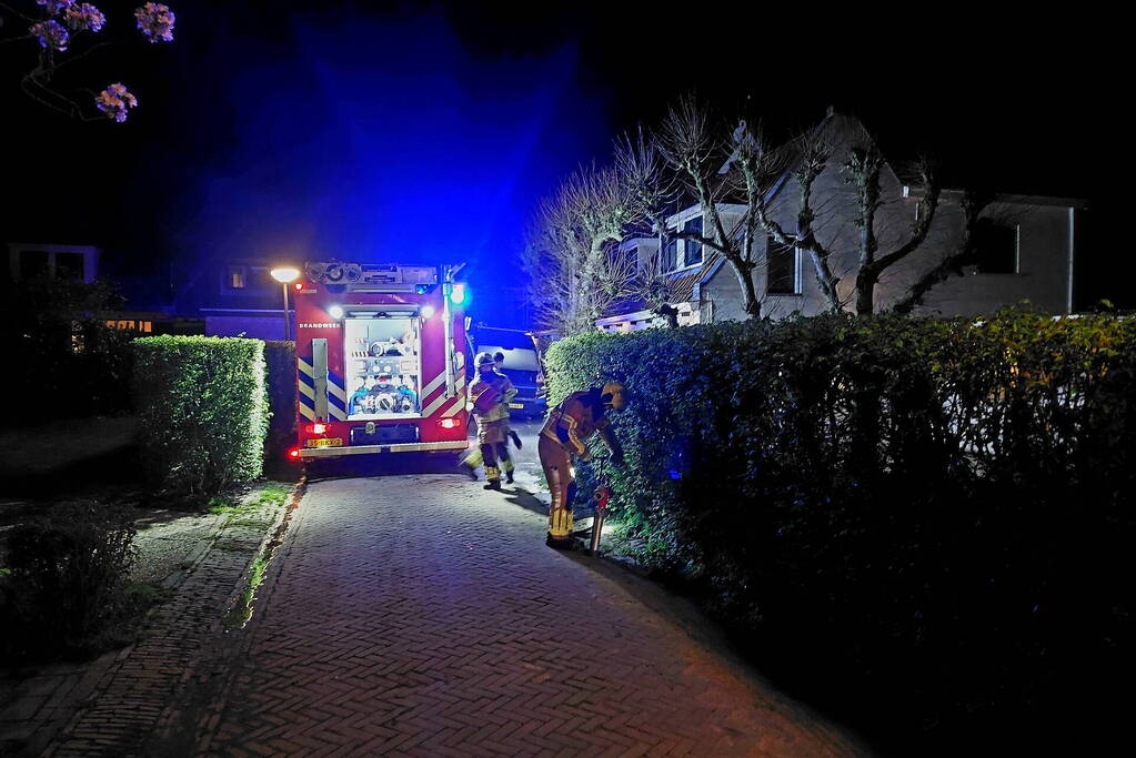 Brand in bestelbus snel onder controle