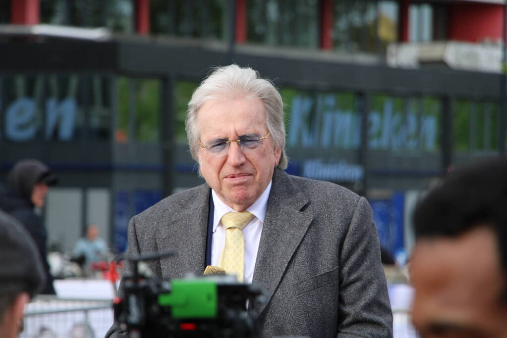 43e NN marathon Rotterdam van start met voor de laatste keer Lee Towers