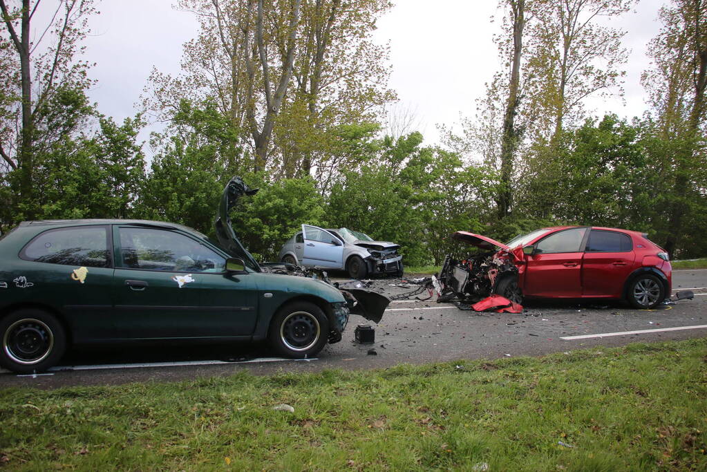 Meerdere gewonden bij ernstig ongeval