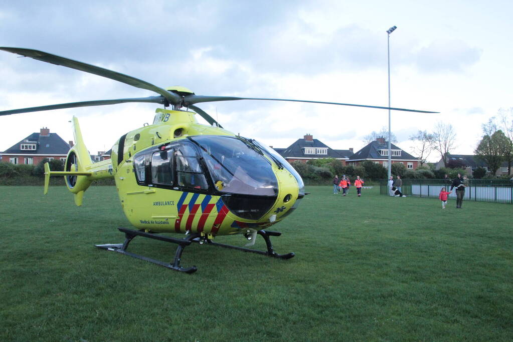 Persoon ernstig gewond na val van trap