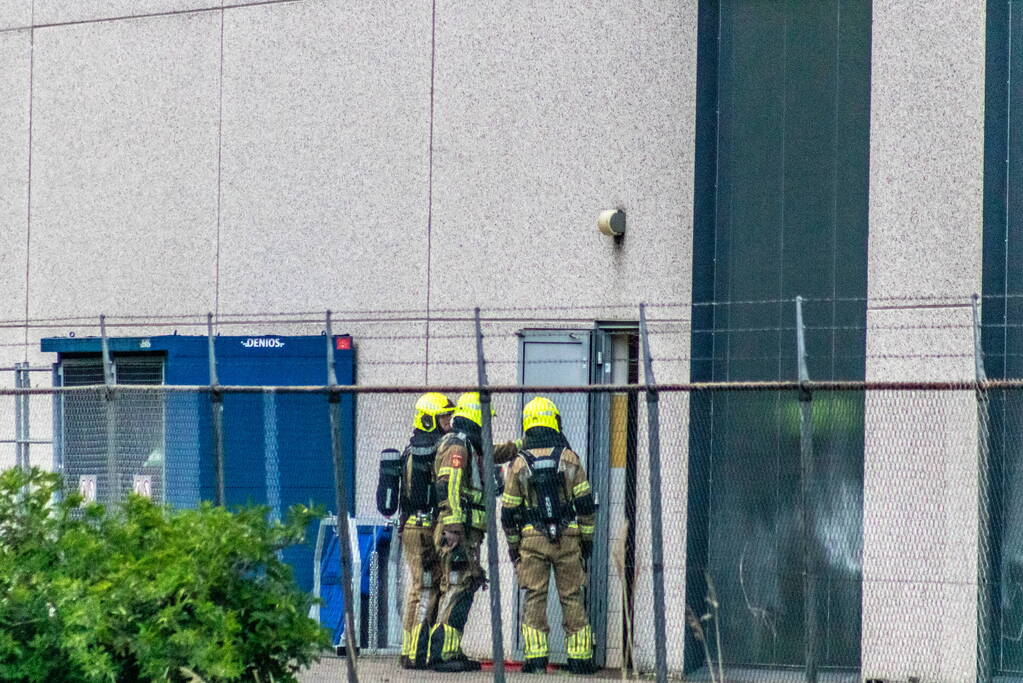 Brand in oven van bedrijf