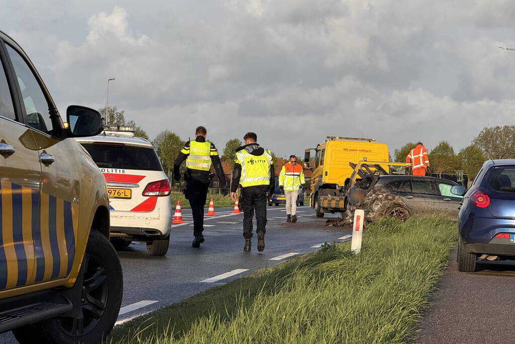 Auto zwaar beschadigd bij eenzijdig ongeval