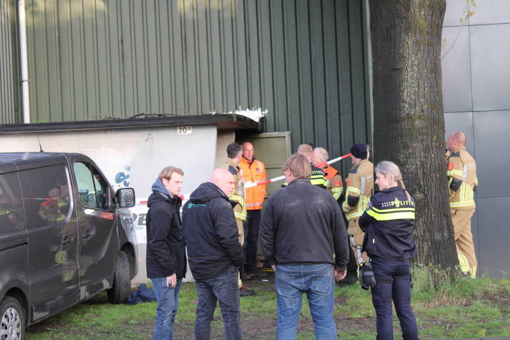 Persoon loopt ernstige brandwonden op na steekvlam door kortsluiting