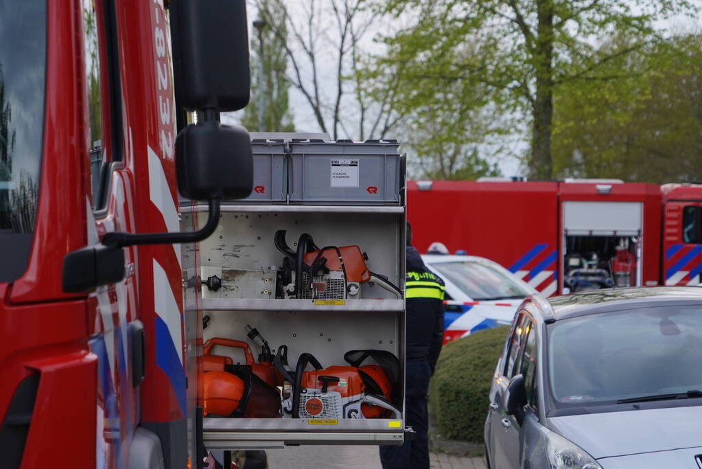 Accu van fiets vat vlam in schuur