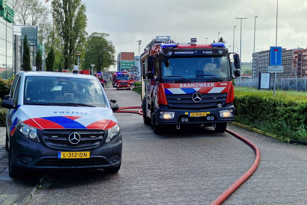 Gewonde bij brand in machine van fabriek