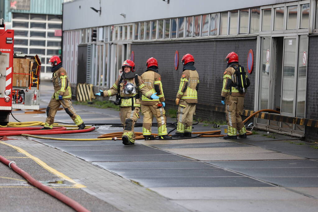 Gewonde bij brand in machine van fabriek