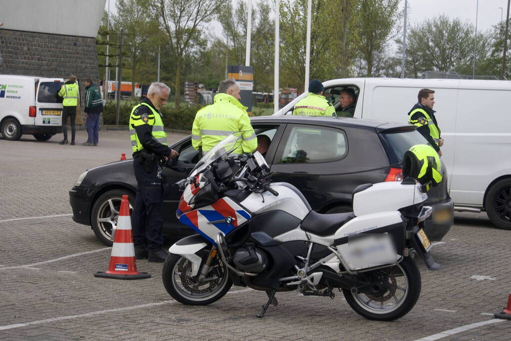 Grote verkeerscontrole door politie en Belastingdienst