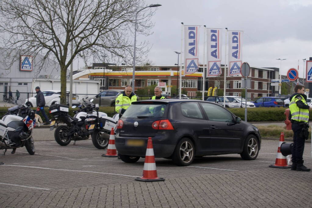 Grote verkeerscontrole door politie en Belastingdienst