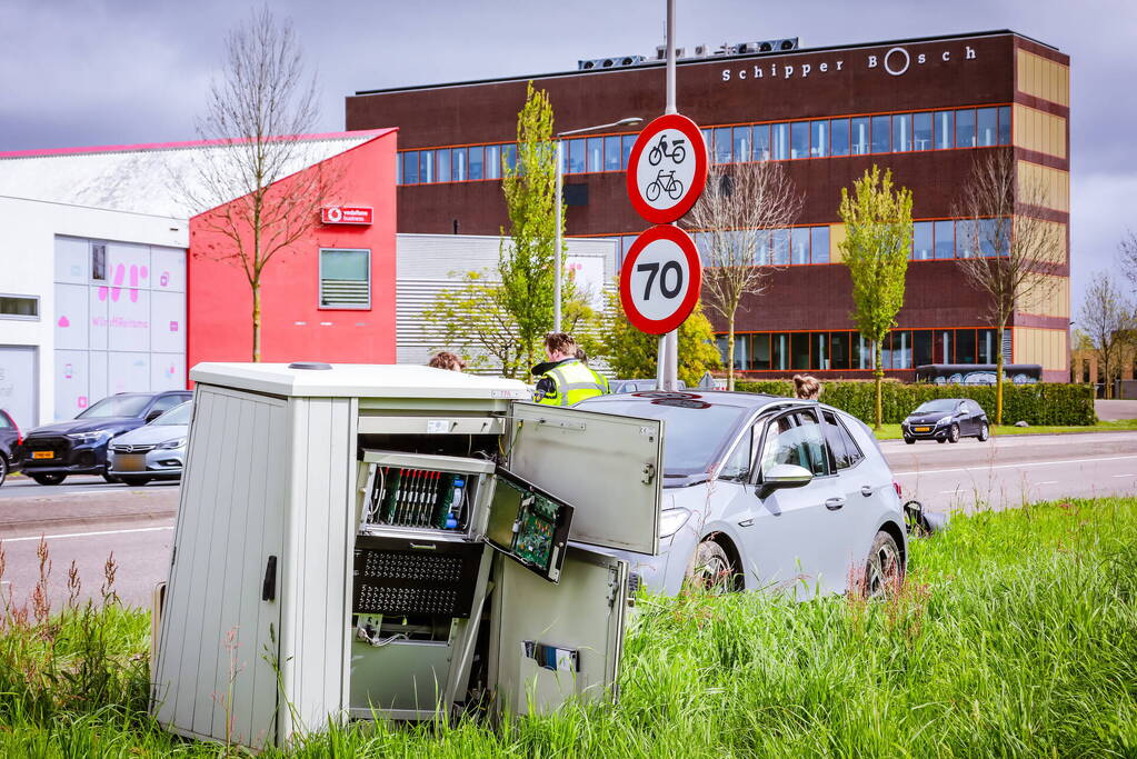 Flinke schade bij botsing op kruispunt