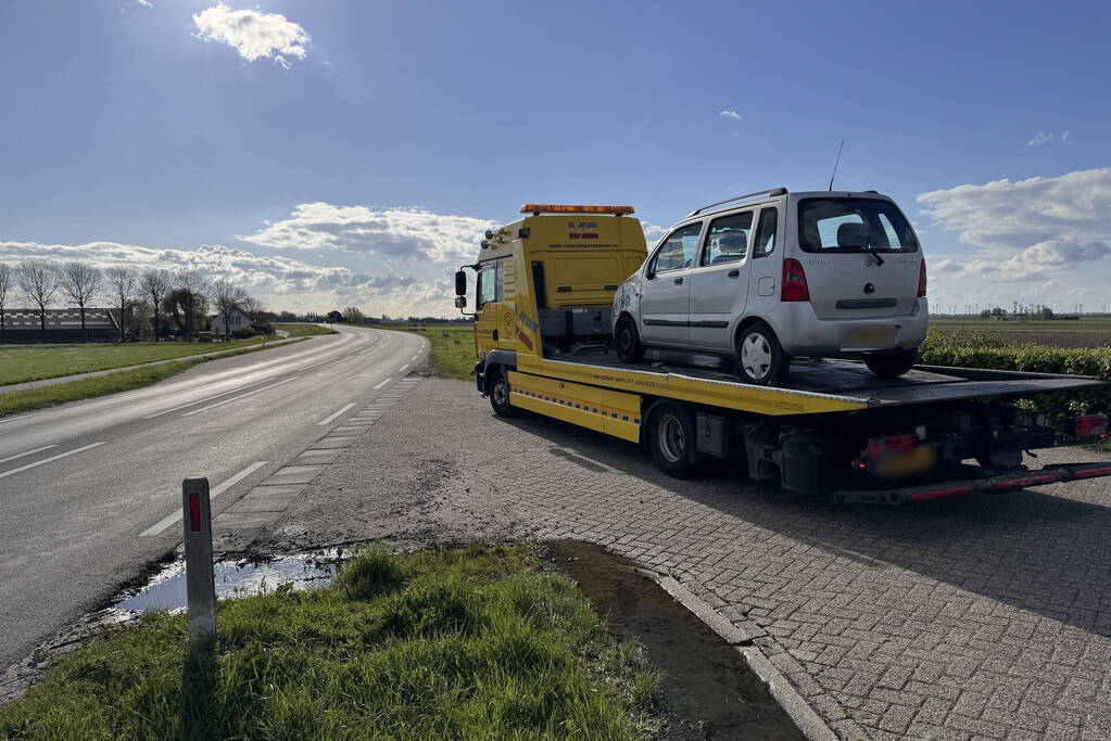 Vrachtwagenchauffeur rijdt automobilist aan