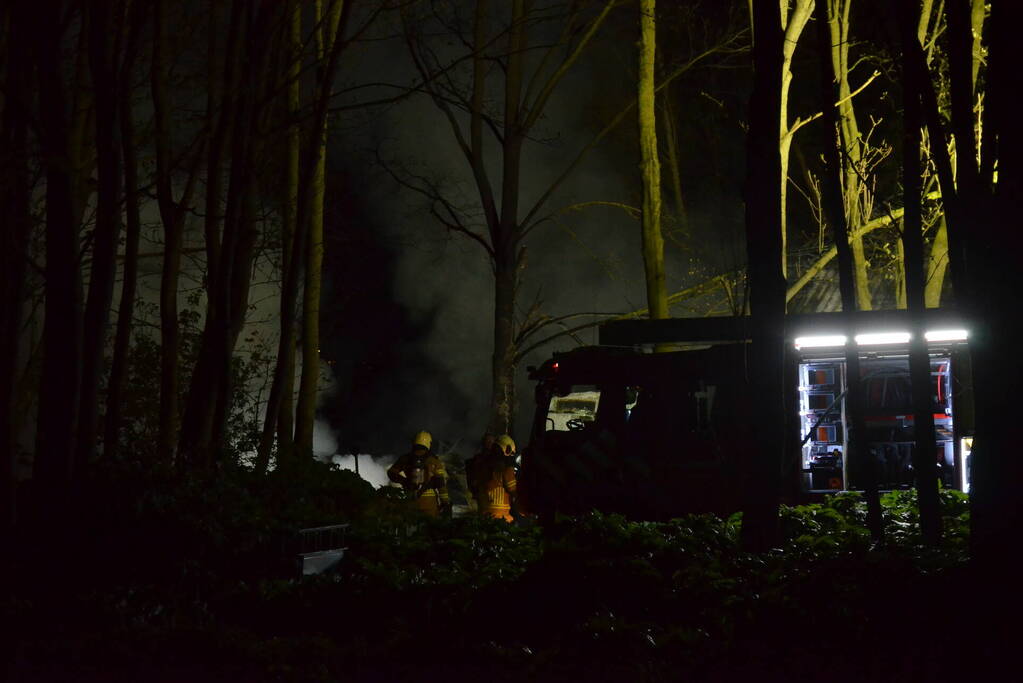 Schuur verwoest door brand
