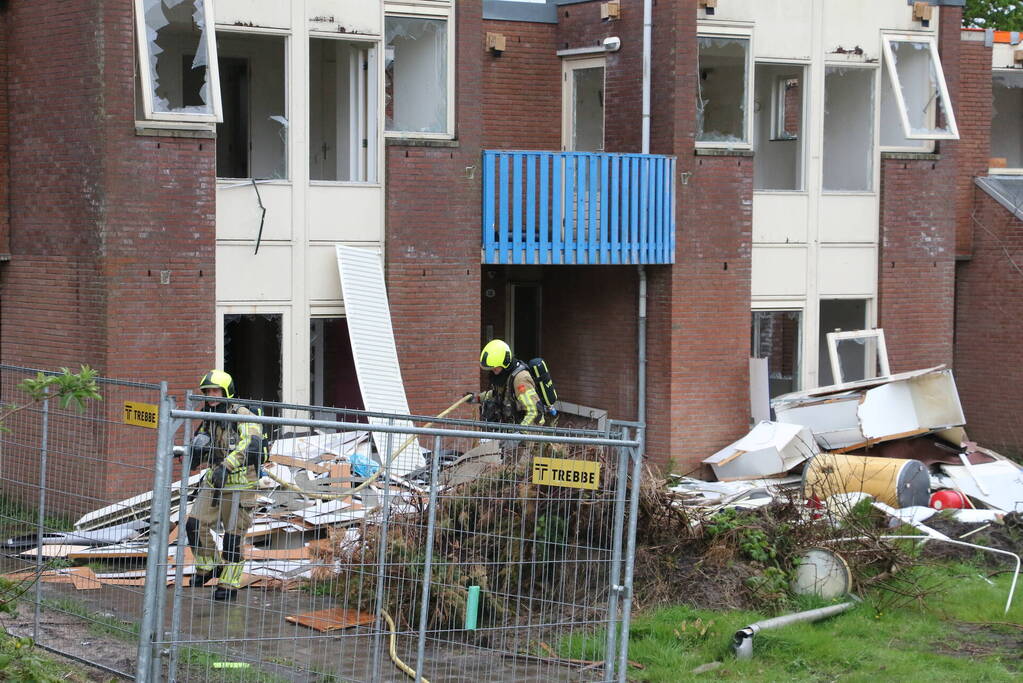 Brand in sloopwoning snel onder controle