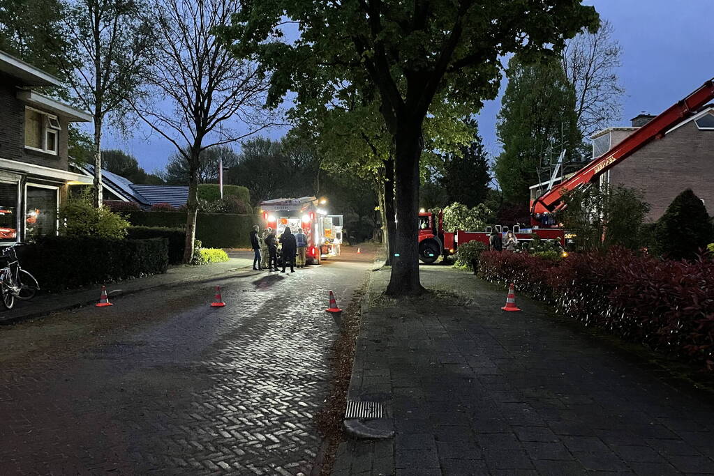 Brand in schoorsteen snel onder controle
