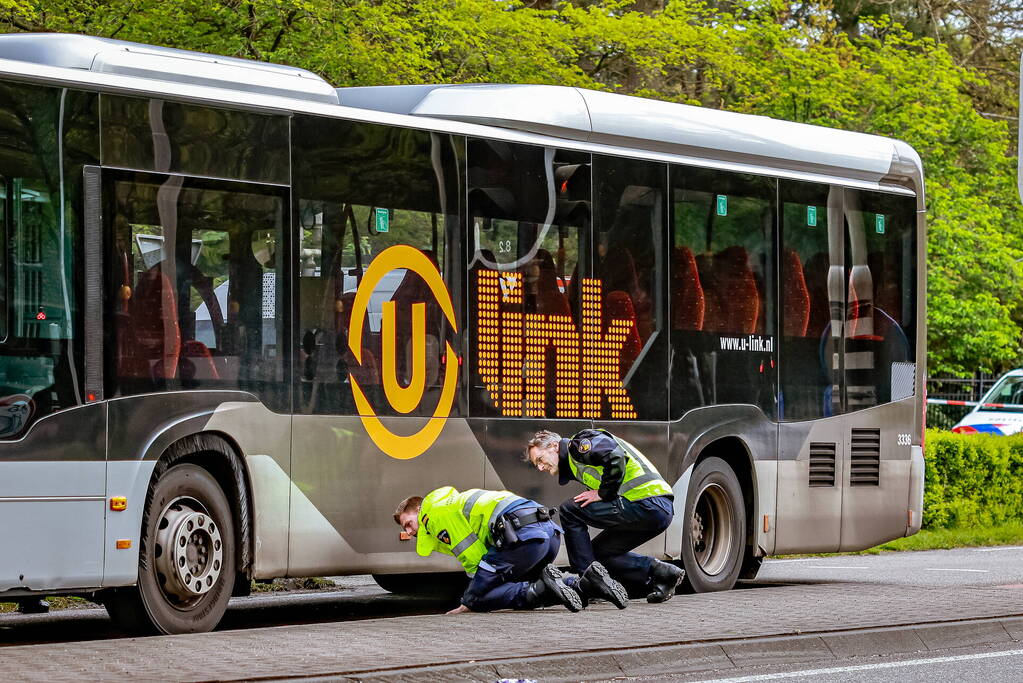 Persoon gewond bij botsing met lijnbus