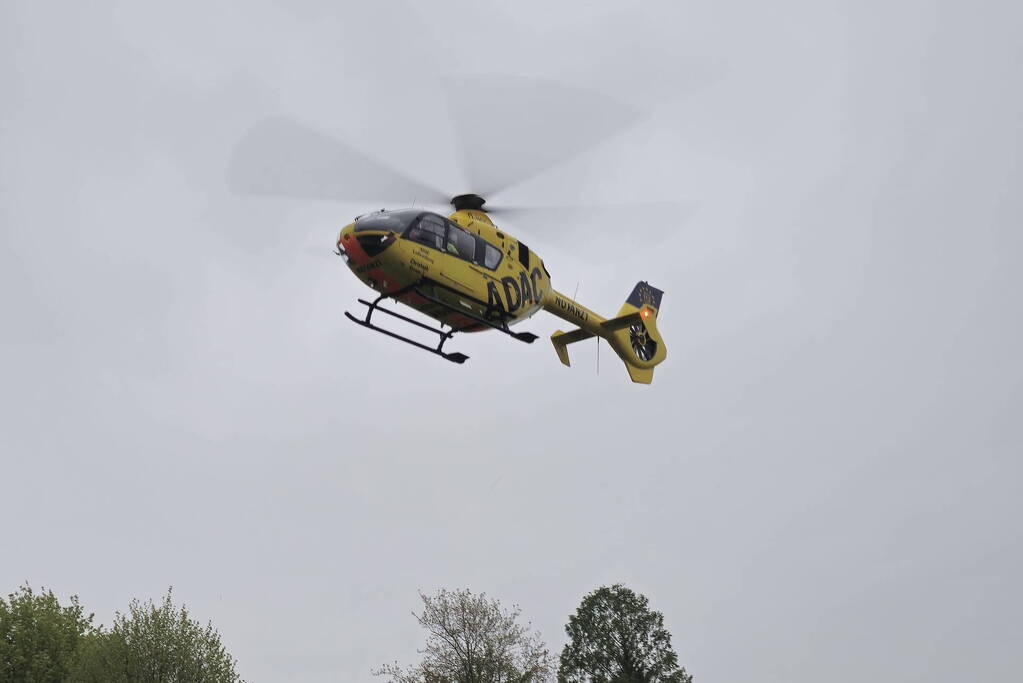 Persoon bekneld na ernstig ongeval