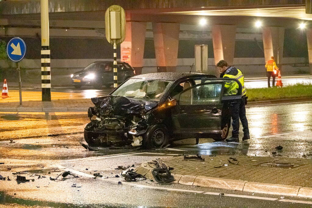 Twee personenwagens betrokken bij verkeersongeval