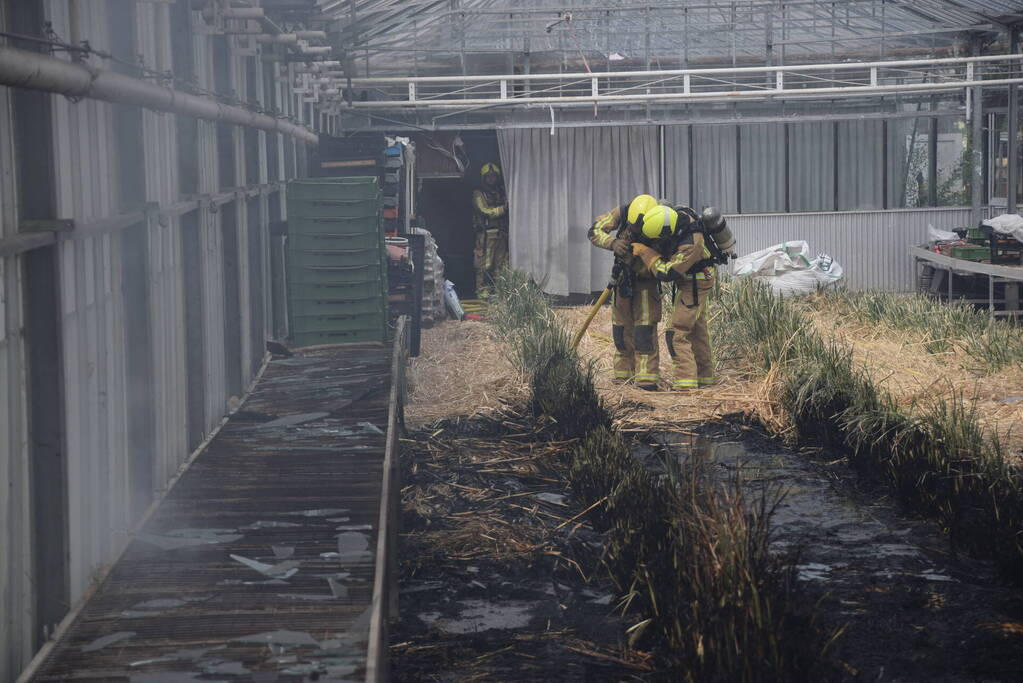 Brand in kas veroorzaakt veel rookontwikkeling