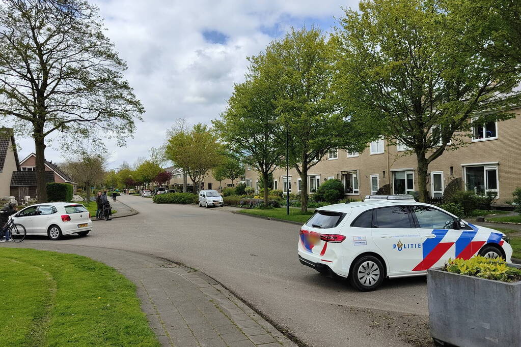 Mogelijk explosieven gevonden, omgeving afgezet explosieven Opruimingsdienst Defensie ingeschakeld