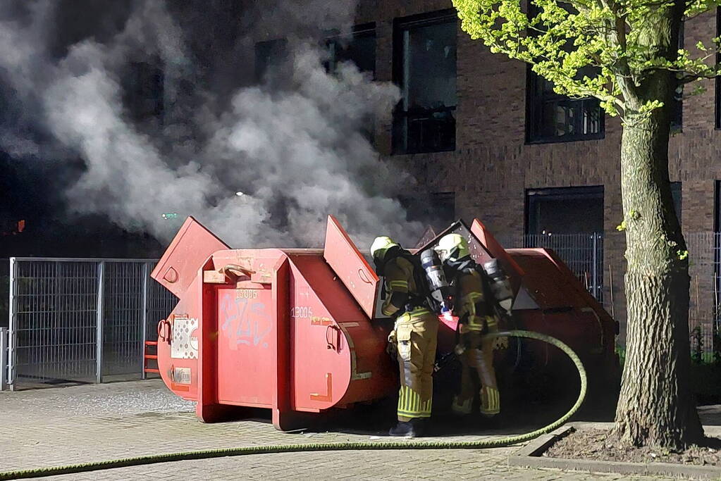 Wederom container in brand