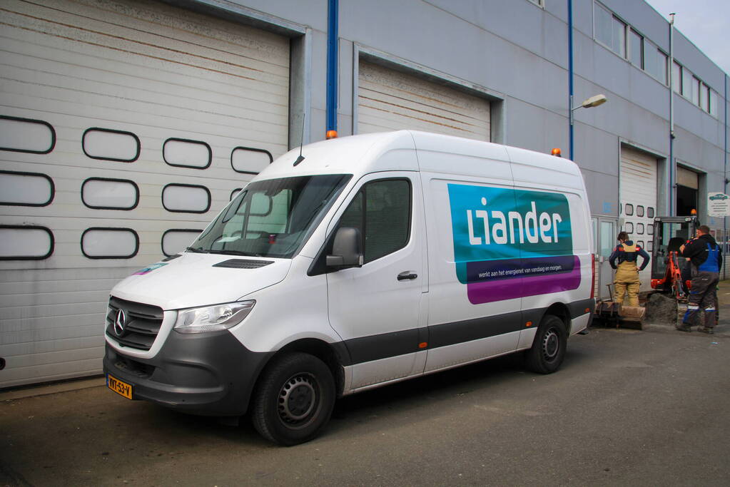 Gasleiding geraakt bij graafwerkzaamheden op industrieterrein