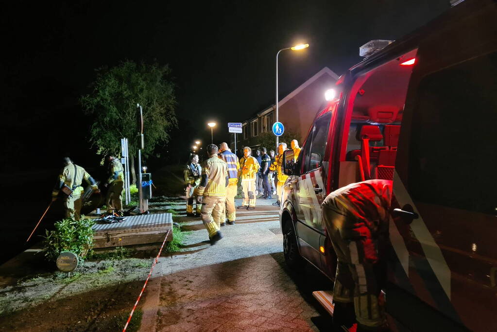 Duikers zoeken naar vermiste persoon