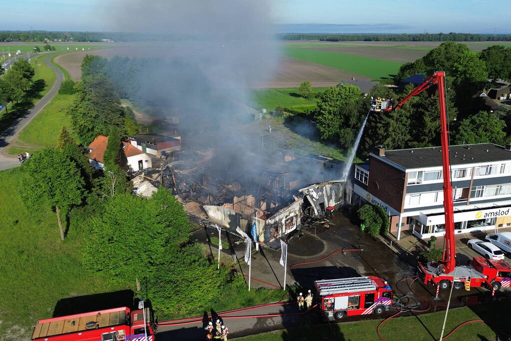 Grote brand in fietsenwinkel