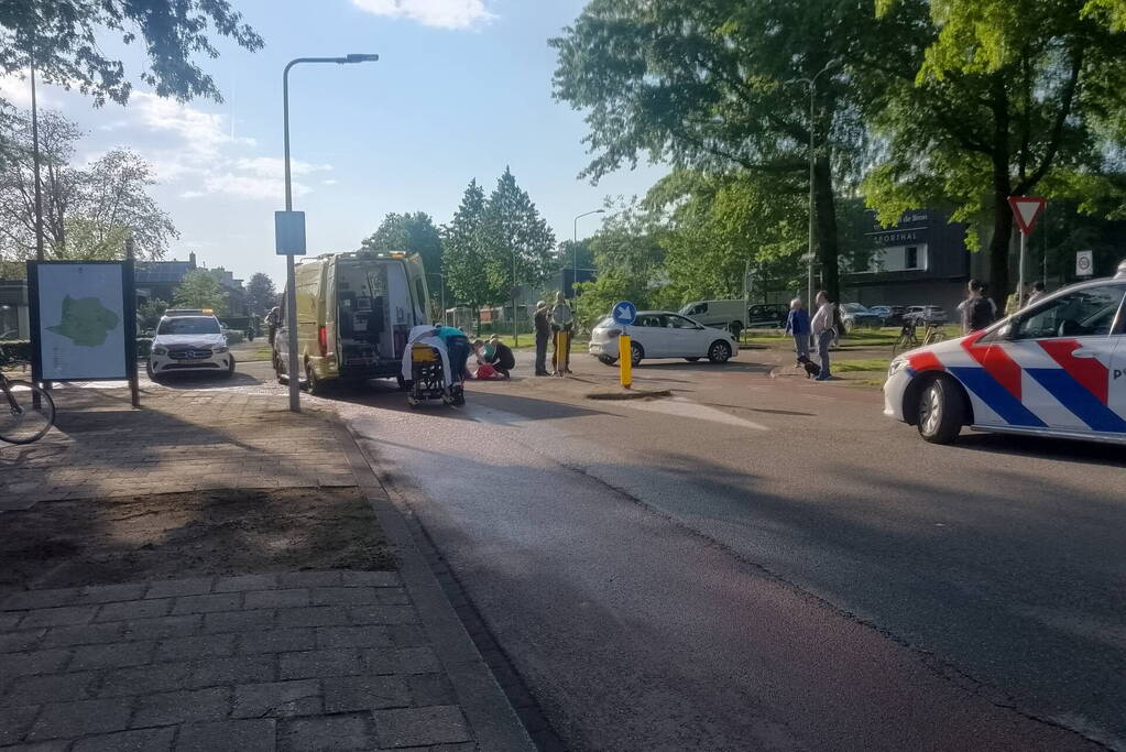 Fietser gewond bij aanrijding met automobilist