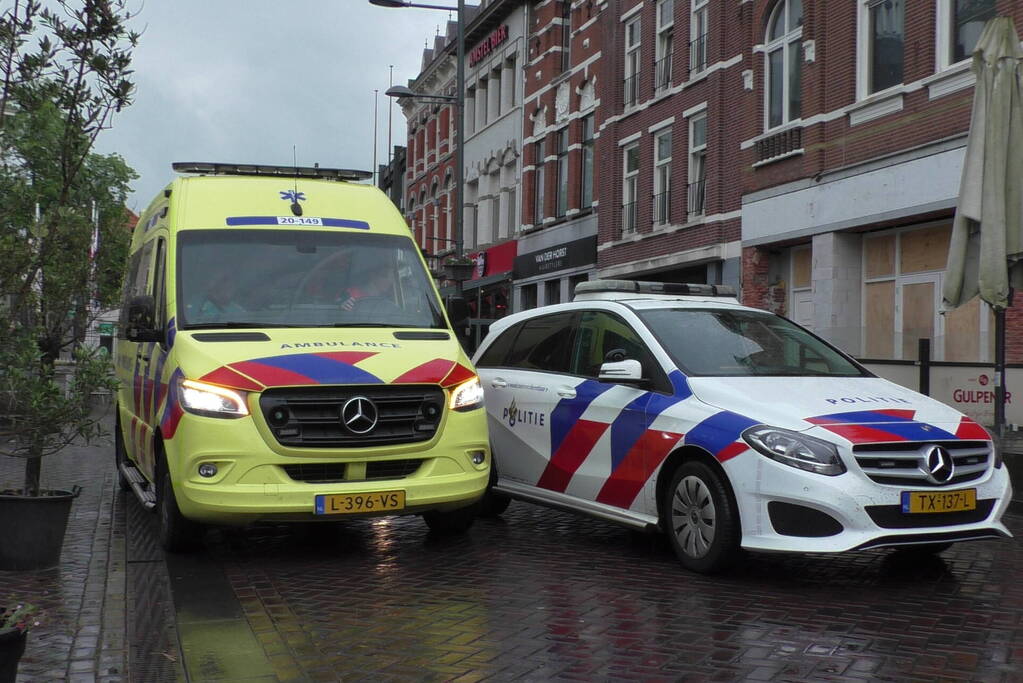 Persoon gewond bij steekincident