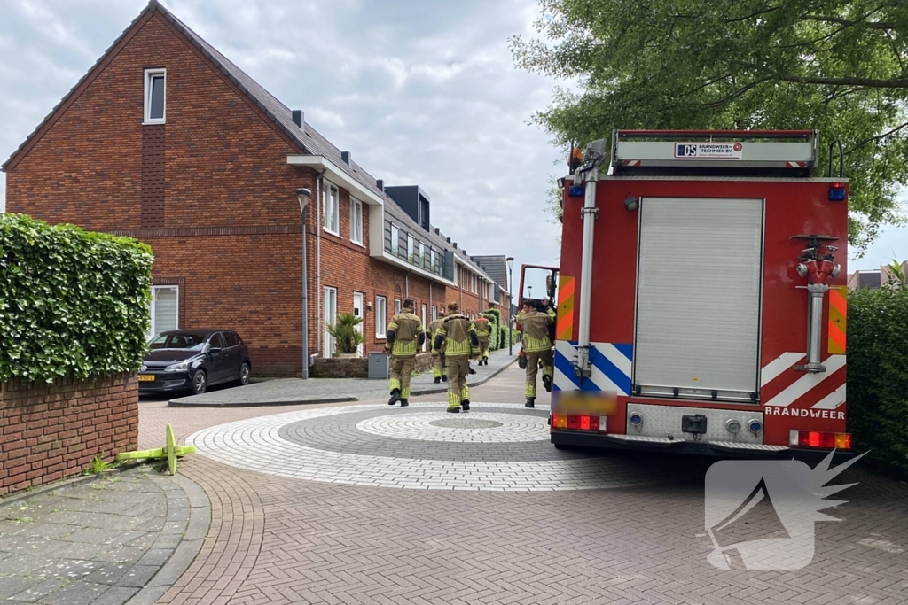 Kind sluit zichzelf op in kast