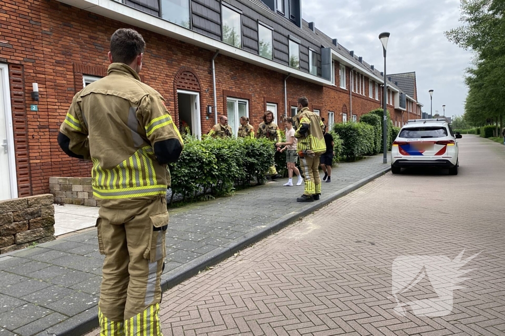 Kind sluit zichzelf op in kast