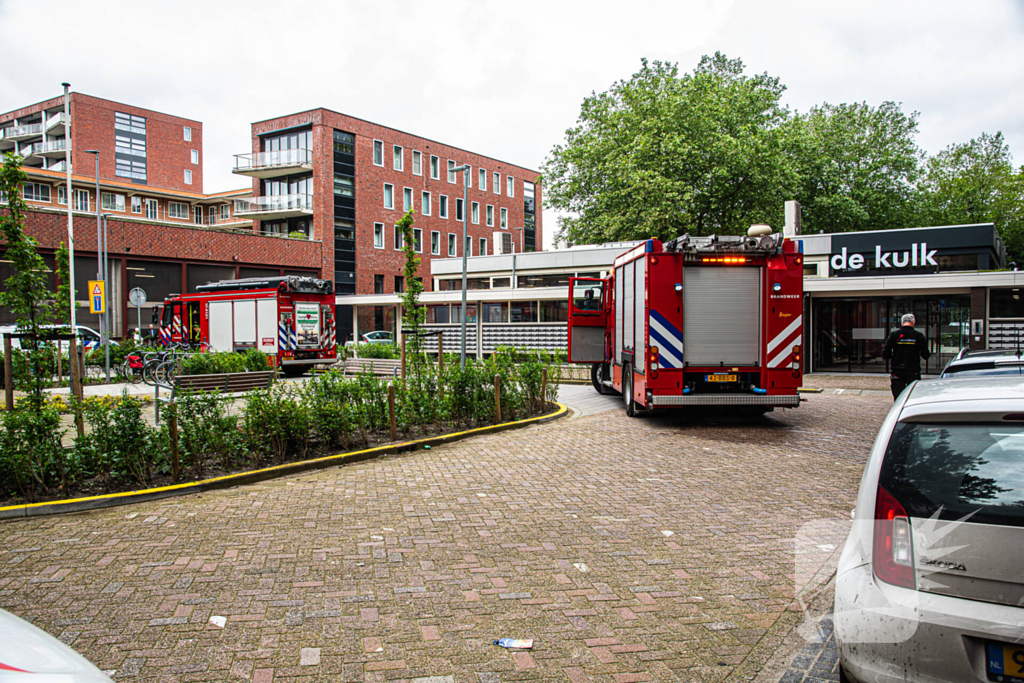 Brand in flatwoning snel onder controle