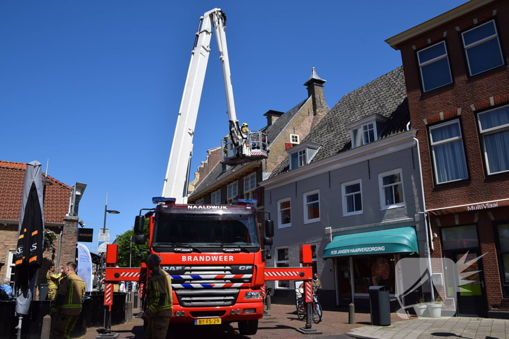 Brandweer aanwezig voor vogelnest