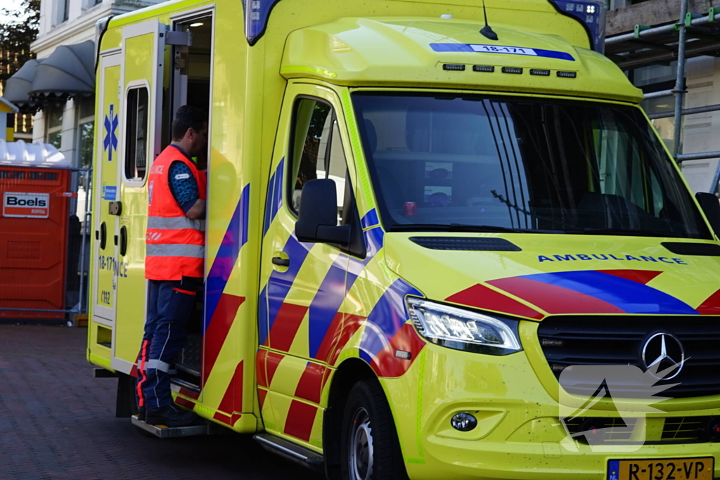 Scooterrijder gewond bij botsing met auto