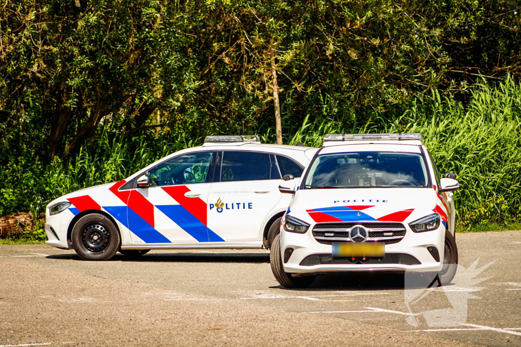 Traumahelikopter aanwezig voor noodsituatie in woning