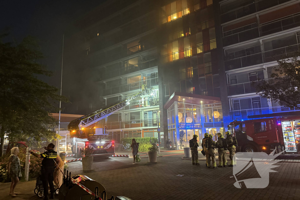 Zeer grote brand in appartementencomplex