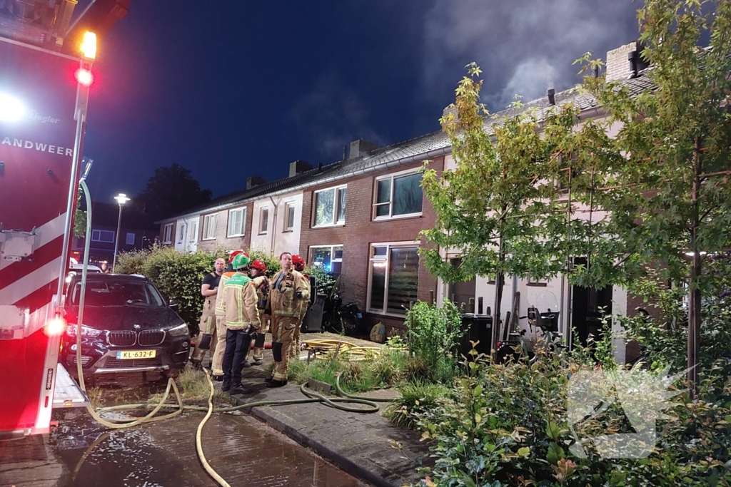 Twee gewonden bij grote brand