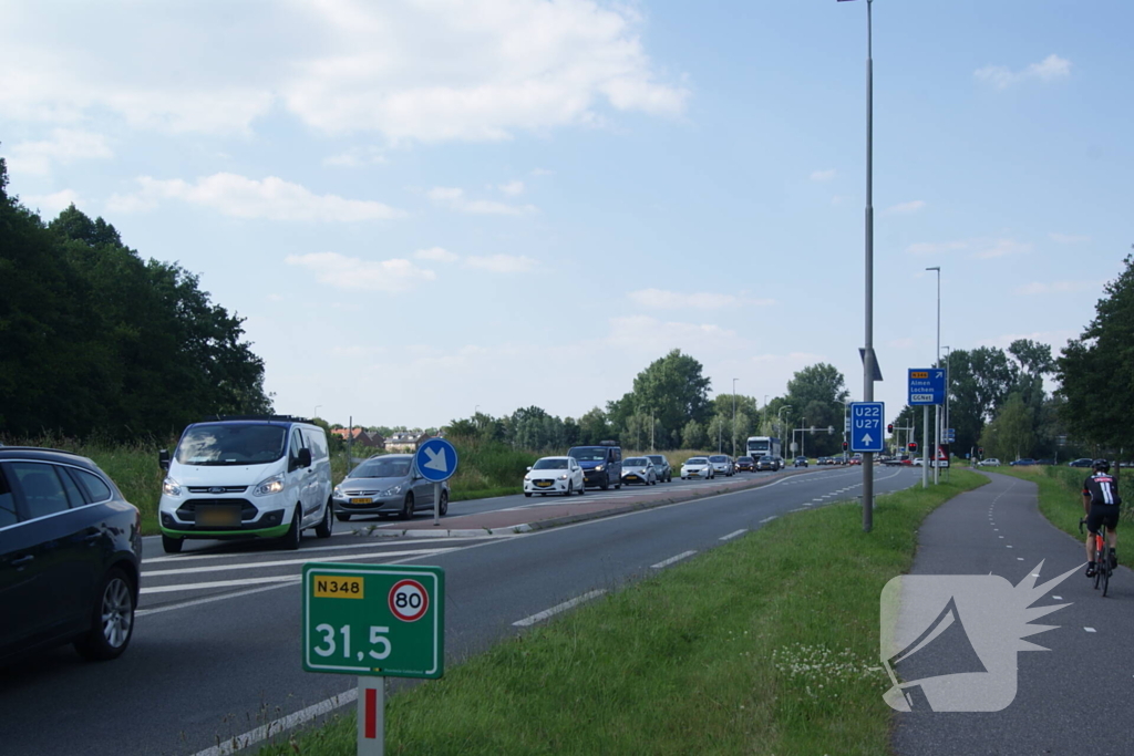 Gewonde en veel schade bij kop-staartbotsing