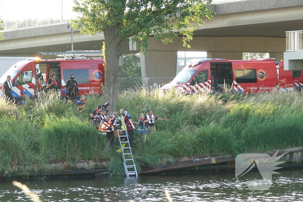 Veel hulpdiensten ingezet voor persoon te water