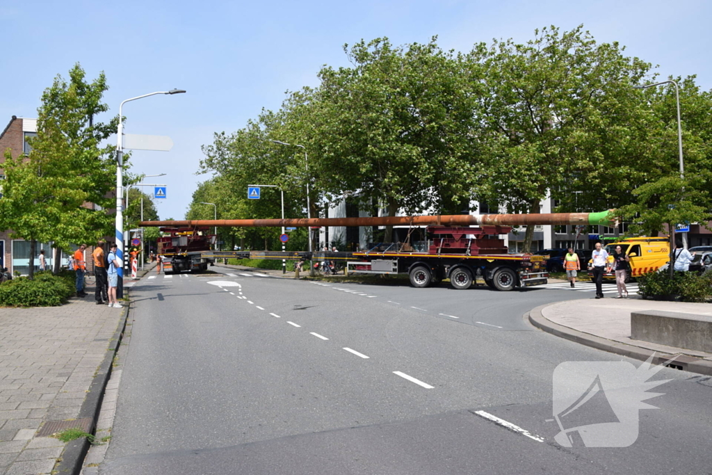 Convoi exceptionel blokkeerd weg