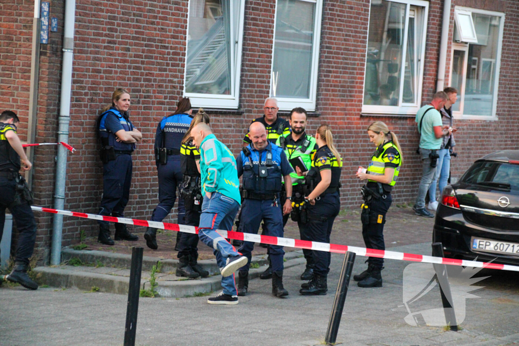 Gewonden en woning onbewoonbaar door uitslaande brand