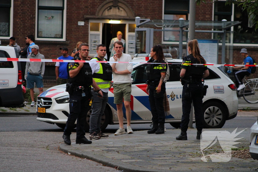 Politie zoekt dader na schietpartij