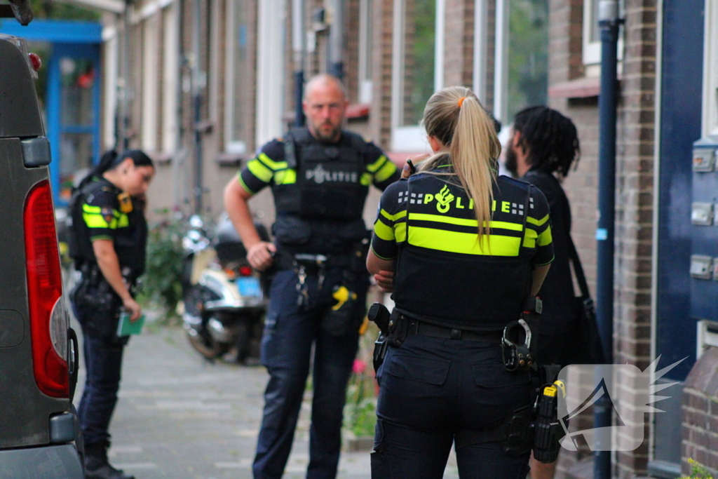 Politie zoekt dader na schietpartij