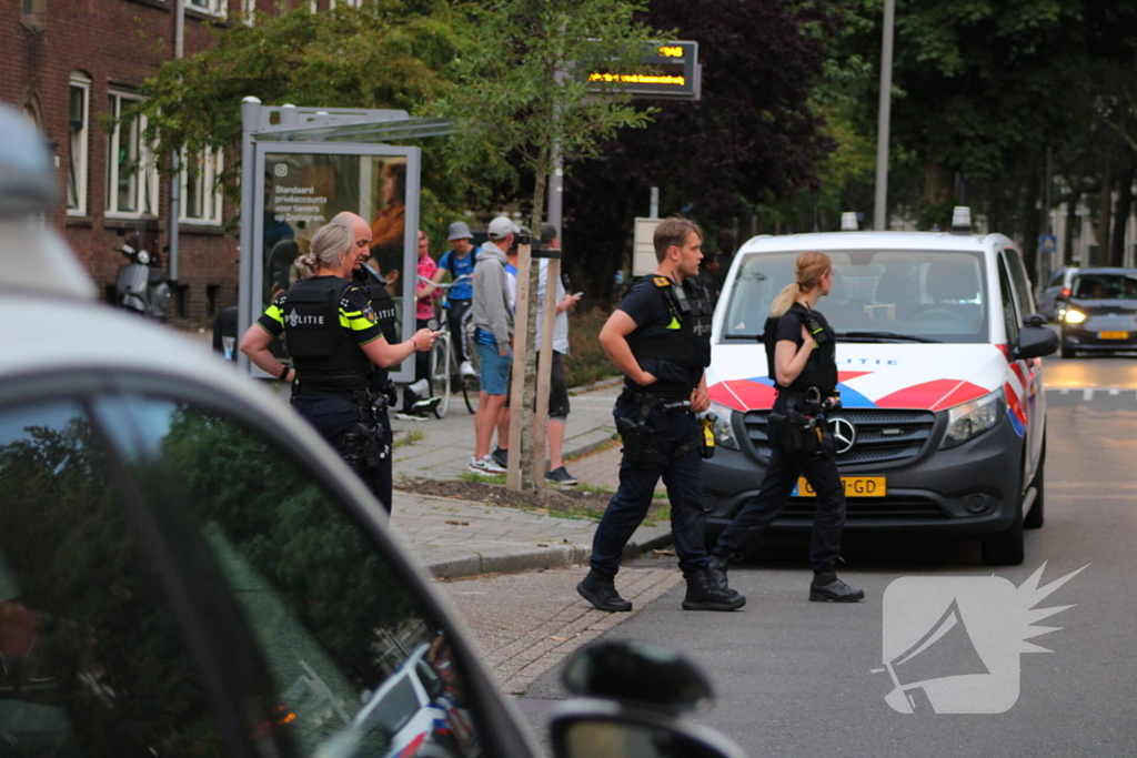 Politie zoekt dader na schietpartij