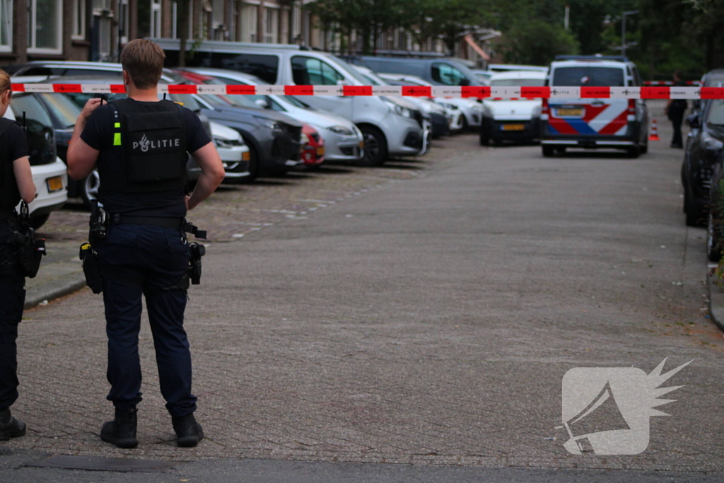 Politie zoekt dader na schietpartij