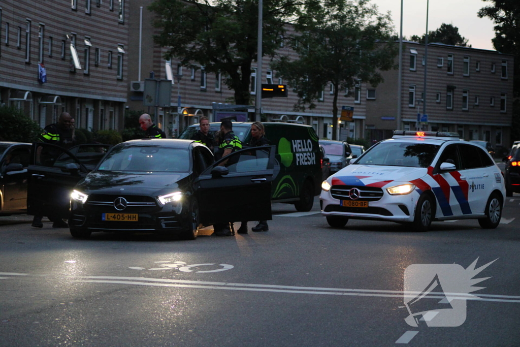 Politie zoekt dader na schietpartij