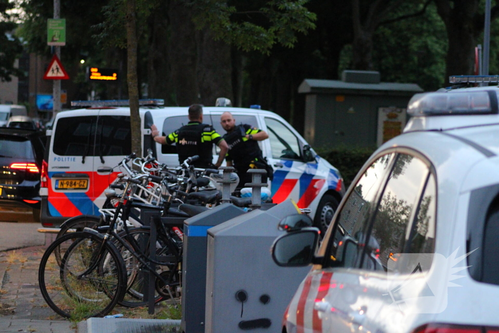 Politie zoekt dader na schietpartij