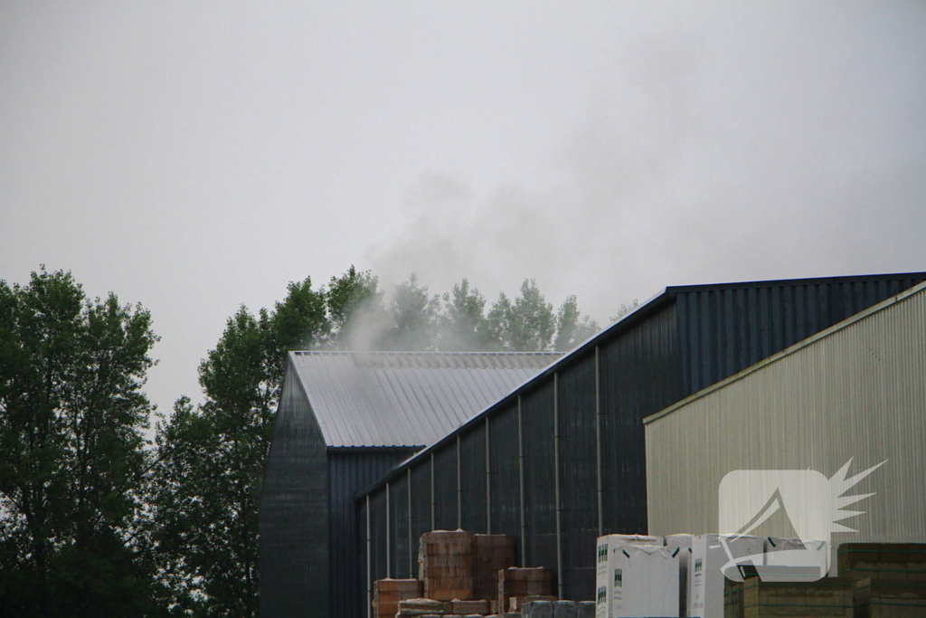 Veel rook- en stankoverlast door brand bij afvalverwerker