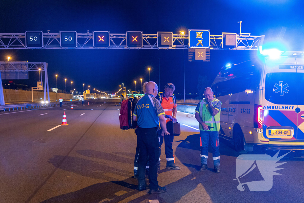 Aanrijding tussen een personenauto en een pijlwagen