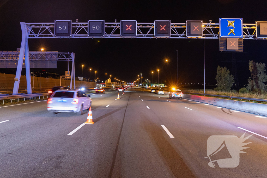 Aanrijding tussen een personenauto en een pijlwagen